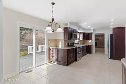 7 Shire Way, Middletown, NJ 07748 - Photo 18