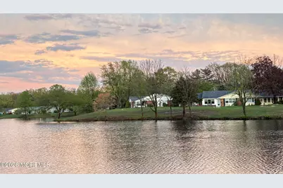 598B Lake Point Drive, Lakewood, NJ 08701 - Photo 30