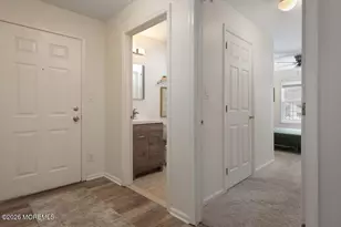 1015 Wedgewood Cir, Belford, NJ 07718 - Photo 12