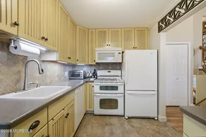 12 Fairview Lane, Hazlet Township, NJ 07730 - Photo 14