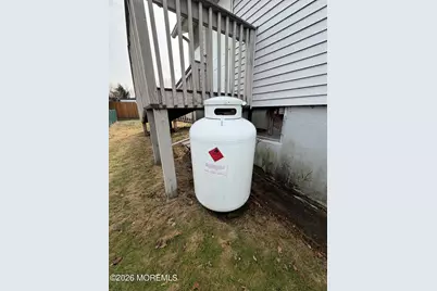 181 Hilltop Boulevard, Keyport, NJ 07735 - Photo 4