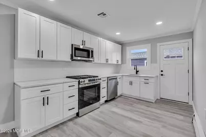 15 Roxton Place, Toms River Township, NJ 08757 - Photo 2