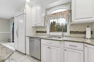 7 Hapenny Dr, Manalapan Township, NJ 07726 - Photo 12