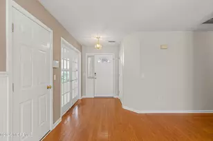 53 Skyline Dr, Lakewood, NJ 08701 - Photo 10