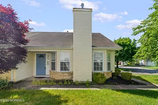 53 Skyline Dr, Lakewood, NJ 08701 - Photo 4