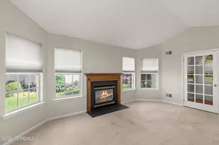53 Skyline Dr, Lakewood, NJ 08701 - Photo 6