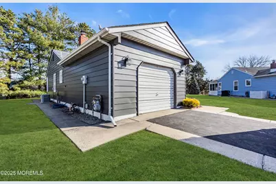 9 Gramercy Court, Toms River Township, NJ 08757 - Photo 6