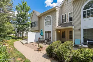 19 Phoenix Ct, Tinton Falls, NJ 07712 - Photo 2