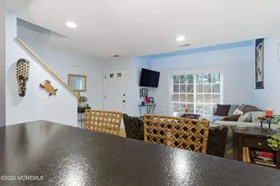 19 Phoenix Ct, Tinton Falls, NJ 07712 - Photo 10