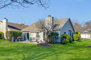 2279 S Chanticleer Ct, Toms River Township, NJ 08755 - Photo 6