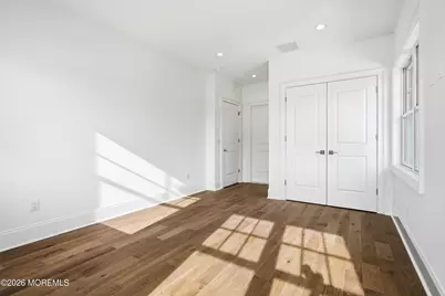124 Eagle Way, Eatontown, NJ 07724 - Photo 38