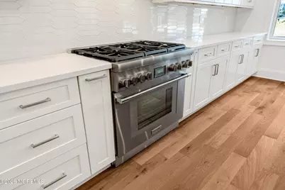 124 Eagle Way, Eatontown, NJ 07724 - Photo 22