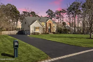 29 Erin Dr, Jackson, NJ 08527 - Photo 1