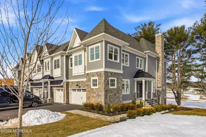 130 Eagle Way, Eatontown, NJ 07724 - Photo 4