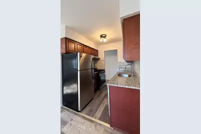 4 Windsor Terrace #H, Freehold, NJ 07728 - Photo 10