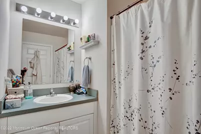 590 Beachway Avenue, Keansburg, NJ 07734 - Photo 22