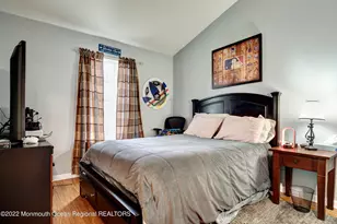 590 Beachway Ave, Keansburg, NJ 07734 - Photo 24