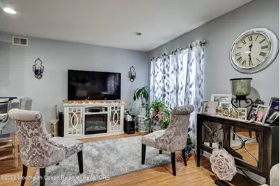 590 Beachway Avenue, Keansburg, NJ 07734 - Photo 4