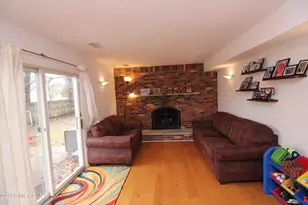 7 Portsmouth Rd, Englishtown, NJ 07726 - Photo 20