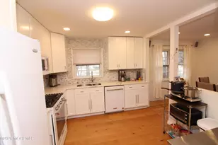 7 Portsmouth Rd, Englishtown, NJ 07726 - Photo 4