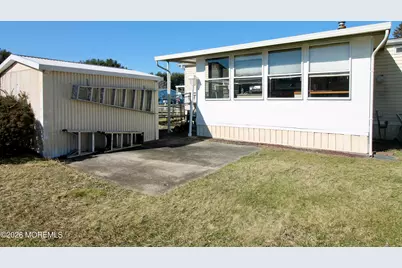 606 Jerome Place, Freehold, NJ 07728 - Photo 32