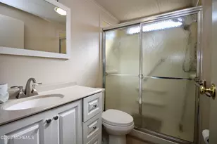 606 Jerome Pl, Freehold, NJ 07728 - Photo 20