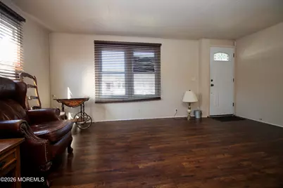 606 Jerome Place, Freehold, NJ 07728 - Photo 10