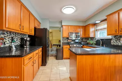 14 Cobblestone Court, Howell Township, NJ 07731 - Photo 12