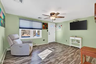 22 Twin Dr, New Egypt, NJ 08533 - Photo 8