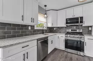 18 Cabrillo Blvd, Toms River Township, NJ 08757 - Photo 8