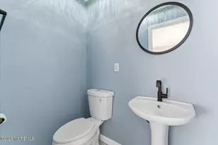 629 W Commodore Blvd, Jackson, NJ 08527 - Photo 16