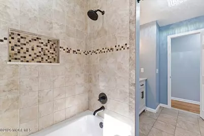 629 W Commodore Boulevard, Jackson, NJ 08527 - Photo 24