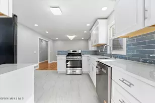 629 W Commodore Blvd, Jackson, NJ 08527 - Photo 12