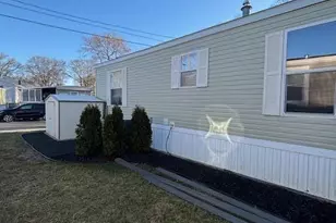 45 Randall Ave, Hazlet Township, NJ 07734 - Photo 2