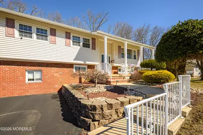 25 Tarrytown Road, Manalapan Township, NJ 07726 - Photo 2