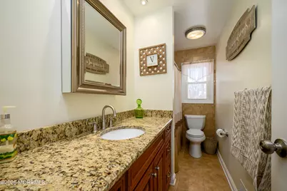 25 Tarrytown Road, Manalapan Township, NJ 07726 - Photo 10