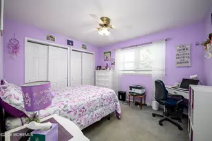 25 Tarrytown Rd, Manalapan Township, NJ 07726 - Photo 10