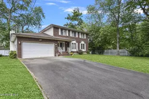 29 Maple St, Middletown, NJ 07758 - Photo 2