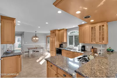 20 Princeton Drive, Manalapan Township, NJ 07726 - Photo 6
