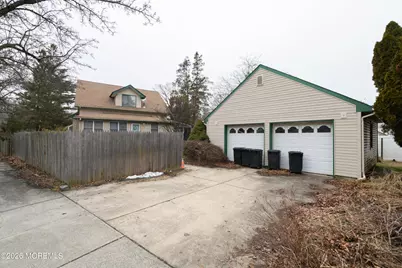 50 Memorial Parkway, Atlantic Highlands, NJ 07716 - Photo 20