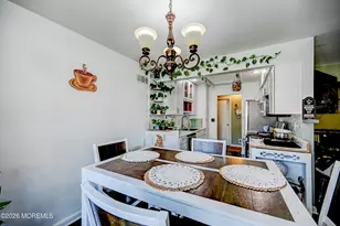 28 Spring St, Freehold, NJ 07728 - Photo 14