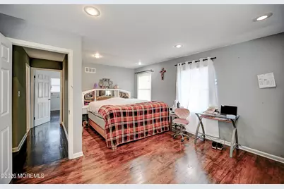 28 Spring Street, Freehold, NJ 07728 - Photo 18