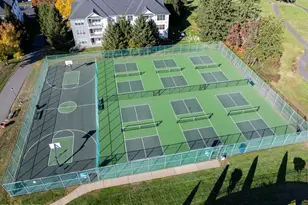 10 Winged Foot Dr, Manalapan Township, NJ 07726 - Photo 38