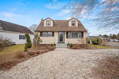 120 Cox Avenue, Tuckerton, NJ 08087 - Photo 2