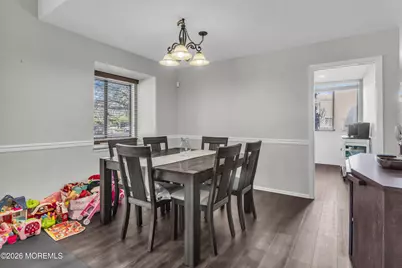 21 Dawn Court, Tinton Falls, NJ 07724 - Photo 8