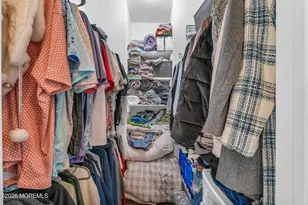 21 Dawn Ct, Tinton Falls, NJ 07724 - Photo 20