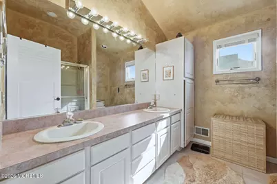 112 W Hobart Avenue, Long Beach Township, NJ 08008 - Photo 18