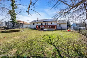 32 Koenig Ln, Freehold, NJ 07728 - Photo 20