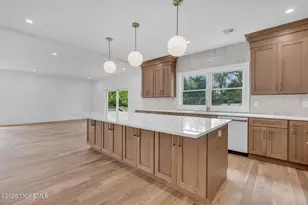 64 Byrnes Ln, Eatontown, NJ 07724 - Photo 8