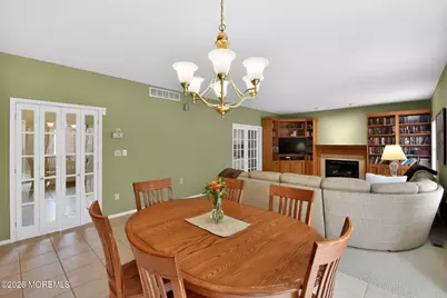 33 Samantha Circle, Matawan, NJ 07747 - Photo 8